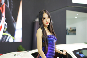 Promoting Family Harmony through Emotional Education in Shanghai